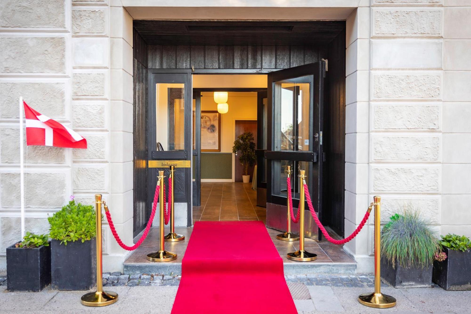 Hotel Harmonien Наксков Екстер'єр фото